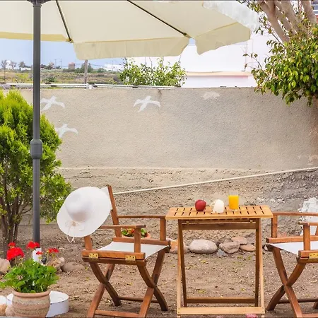 Krystalia's Apartamento