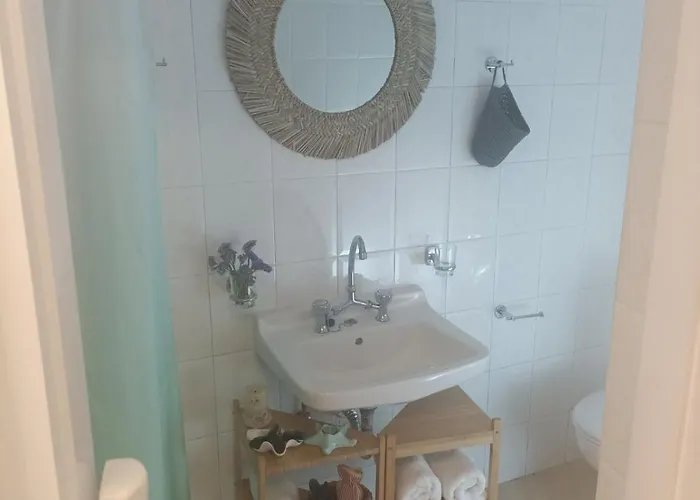 Krystalia's Plaka (Milos)